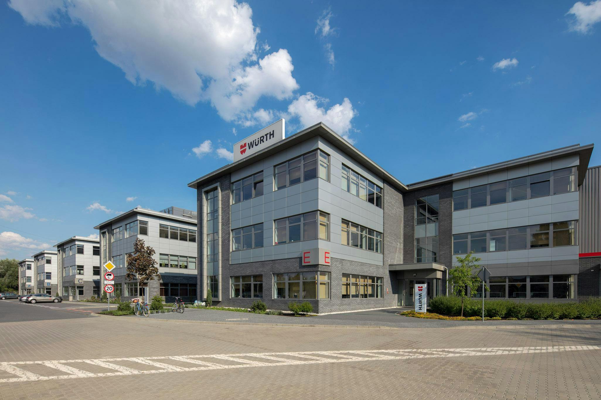 Offices for rent in Offices Diamond Business Park Ursus - Budynek J #2